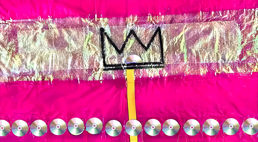 Crown on Magenta Field