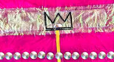 Crown on Magenta Field